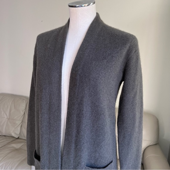 C By Bloomingdale’s 100% 2-ply Brushed Cashmere Cardigan XS Open Front Pockets - Picture 3 of 15